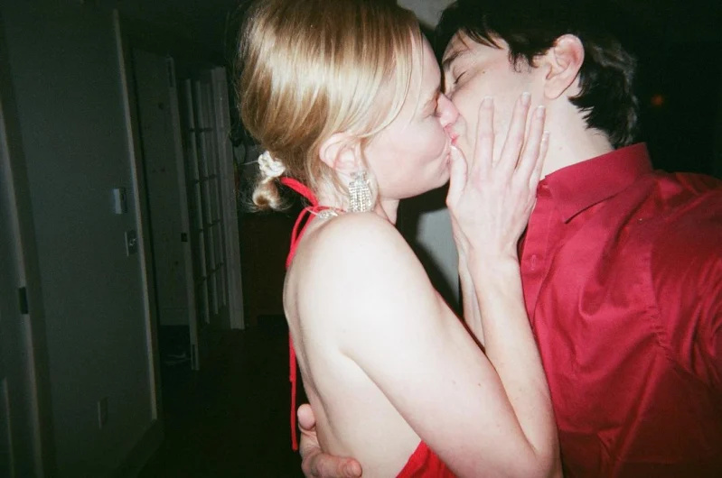   See's True Love! Justin Long and Kate Bosworth’s Sweetest Photos Together: Rare Pictures