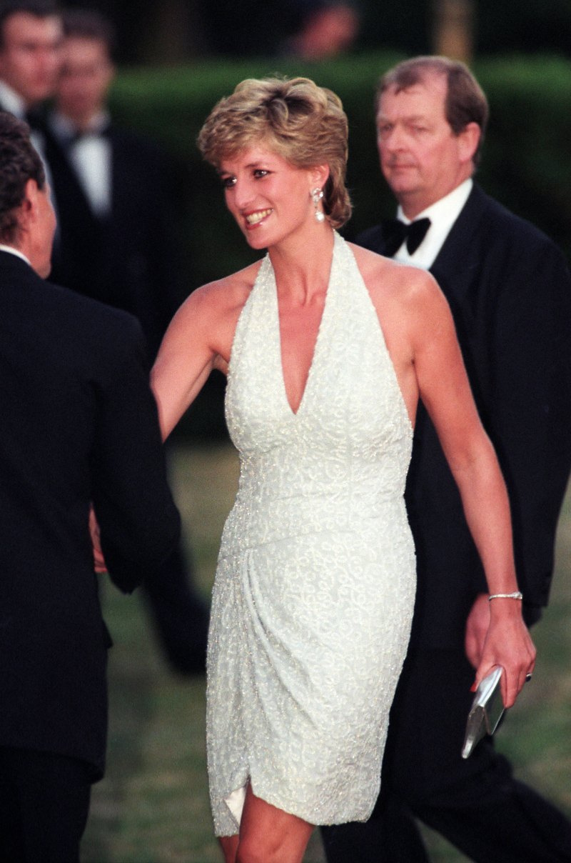   Pakaian Puteri Diana Paling Berani: Foto Fesyennya