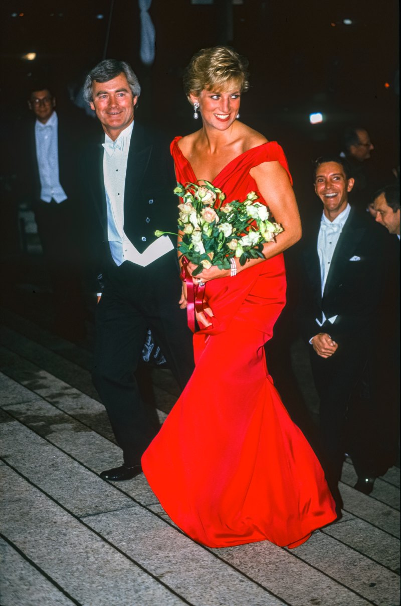   Los atuendos más atrevidos de la princesa Diana: fotos de su moda