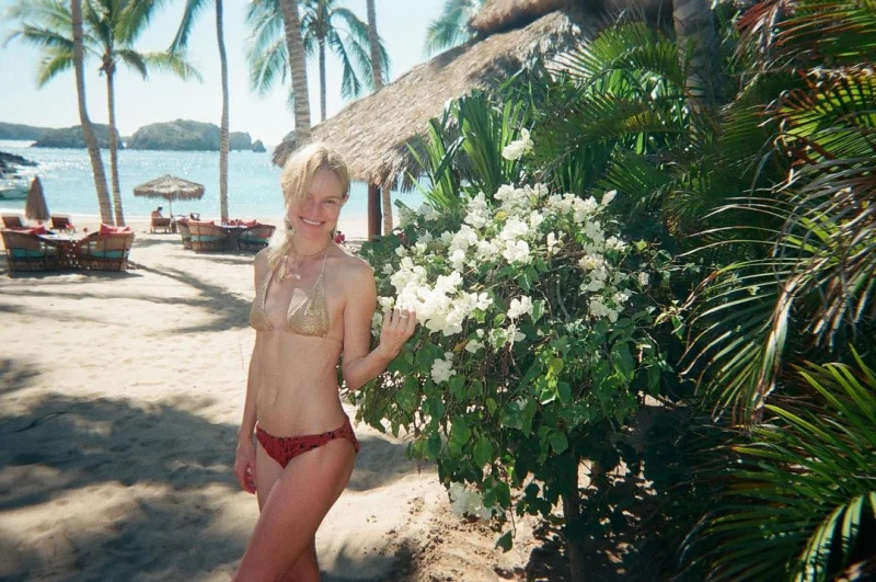   Блуе Црусх Форевер! Кате Босвортх's Bikini Photos: See Swimsuit Pictures