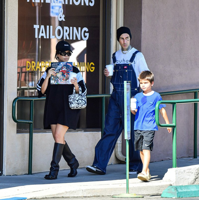   Mešana družina! Kourtney Kardashian in Travis Barker preživela dan z otrokoma Landonom in Reignom: fotografije