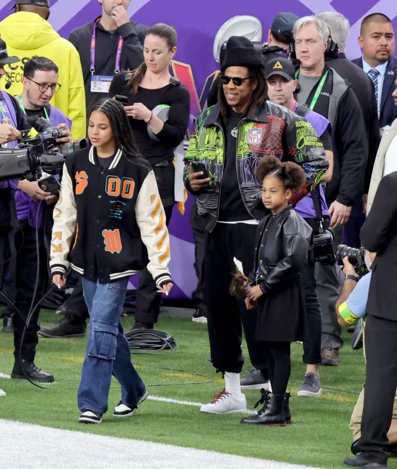 Blue Ivy Carter et sa sœur Rumi font une rare apparition publique au Super Bowl 2024 avec papa Jay-Z