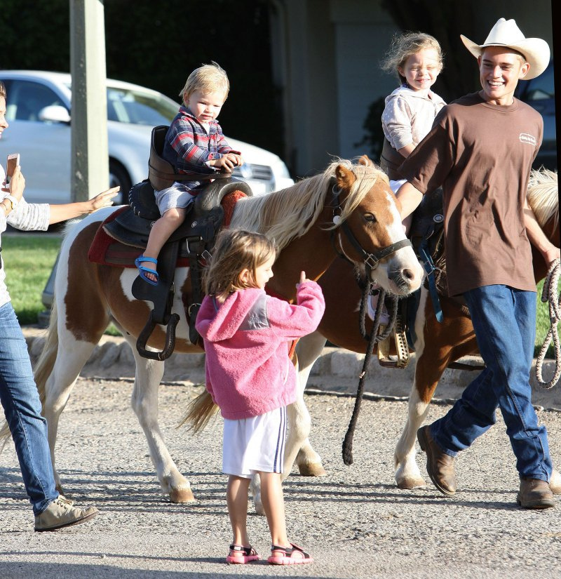   September 2013 Pony's Ben Affleck en Jennifer Garner Zoon Samuel Allen volwassen