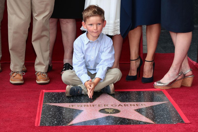   Augustus 2018 Your A Star Ben Affleck en Jennifer Garner, zoon Samuel All Grown Up