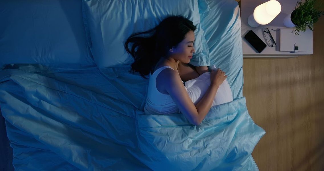 Le donne hanno bisogno di dormire più degli uomini?